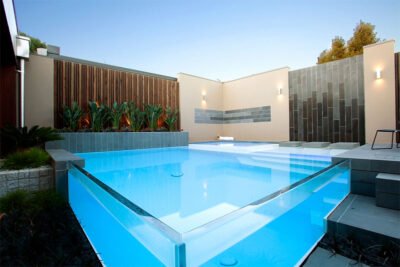 square-glass-pool-1